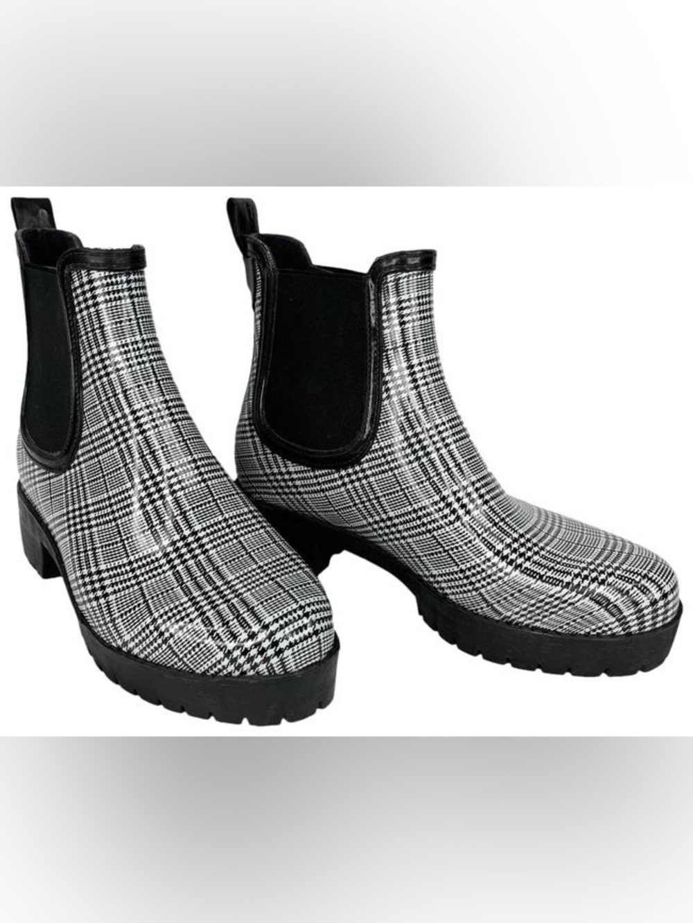 🔥 HOST PICK 🔥 Jeffrey Campbell Chelsea Plaid Ankle Rain Boots Size 8